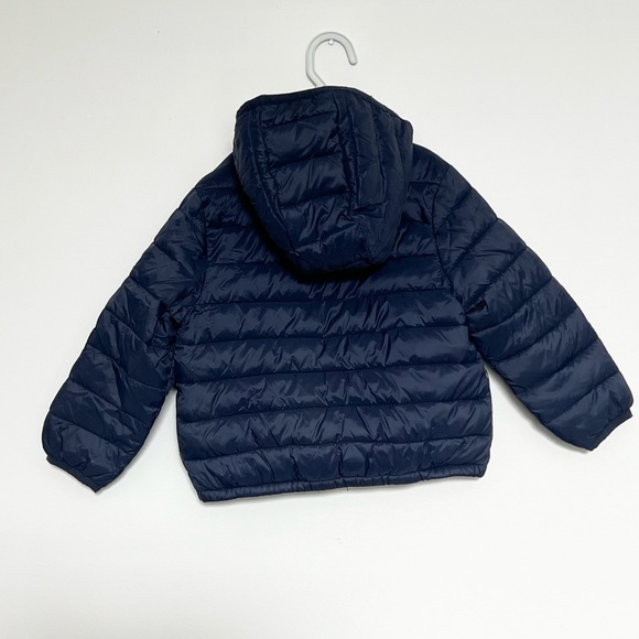 Old navy toddler boys lightweight puffer jacket - Picture 3 of 3